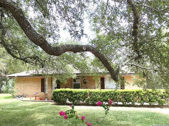 2nd image of 218 Kessler Lane