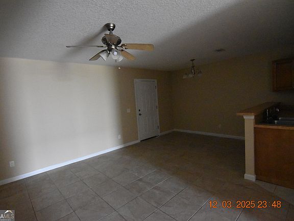 4th image of 165 Deep Bay Cir