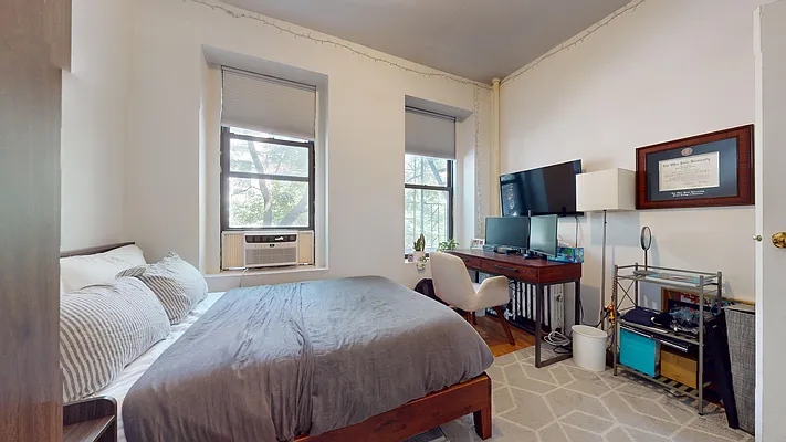 Rented by Bond New York | media 18