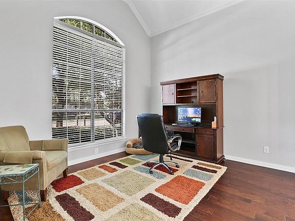5th image of 2720 Forest Manor Dr