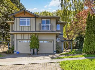 1089 Colville Rd, Esquimalt, BC V9A 4P9