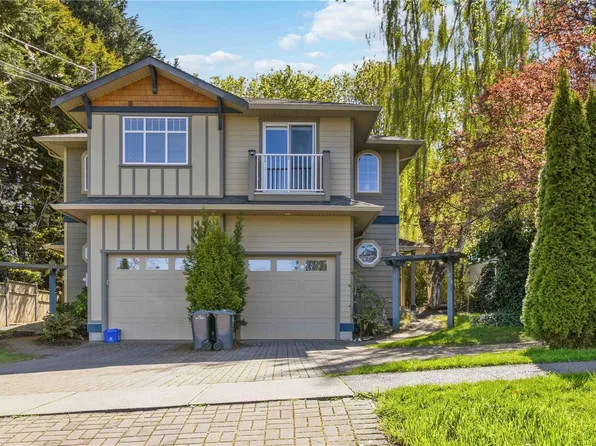 1089 Colville Rd, Esquimalt, BC V9A 4P9