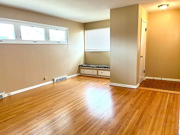 4th image of 5727 E Memphis St