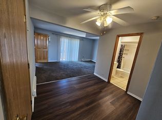 7711 W 87th St APT 6, Bridgeview, IL 60455