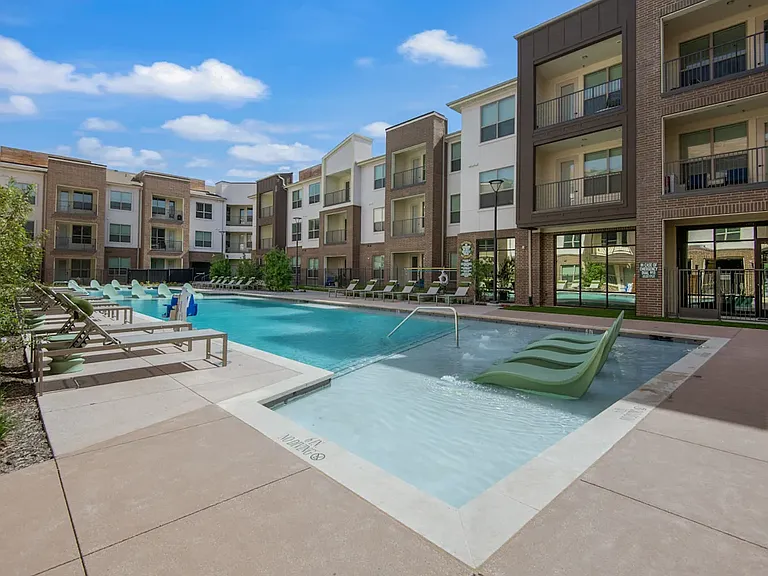 Jefferson Verdant Townhomes — Photo 42