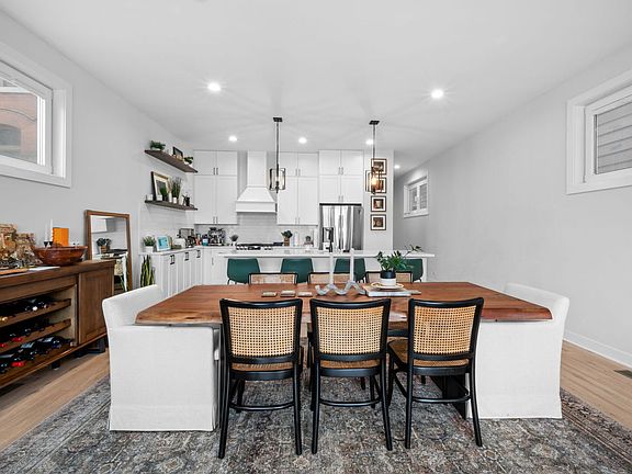 3rd image of 1443 N California Ave #1
