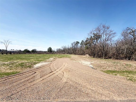 3rd image of Lot 19 21st Street
