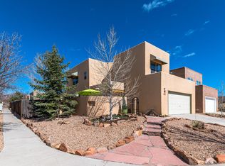 1401 Paseo Norteno, Santa Fe, NM 87507