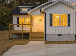 805 Willeve St, Dalton, GA 30721