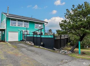 902 Tall Ships Ct SW, Ocean Shores, WA