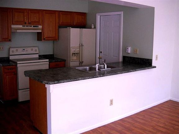 Kitchen Opens to Nook