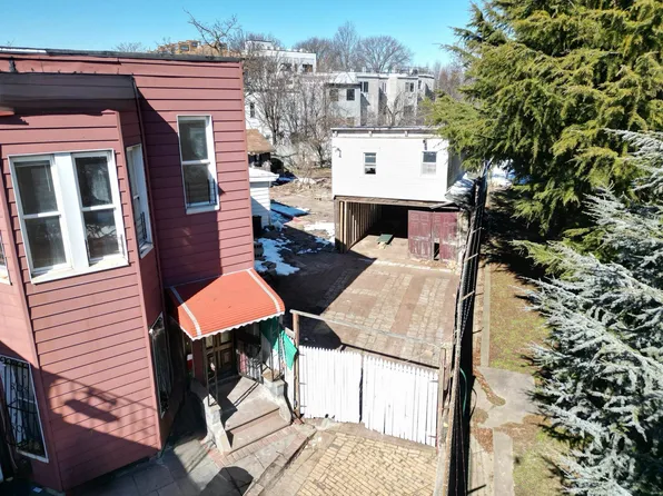 75 Stewart Street image 5 of 10