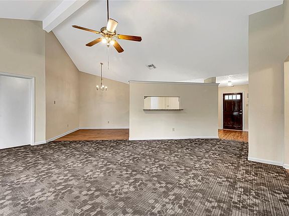 5th image of 415 Pine Mills Dr