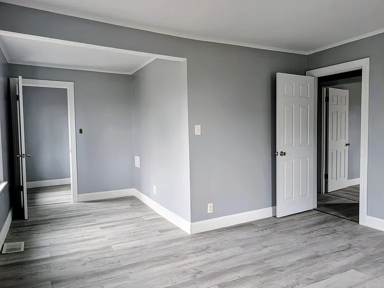 209 W Chemung Pl — Photo 10