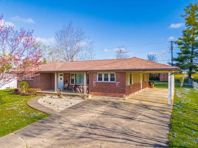 902 E Walnut St, West Union, OH, 45693