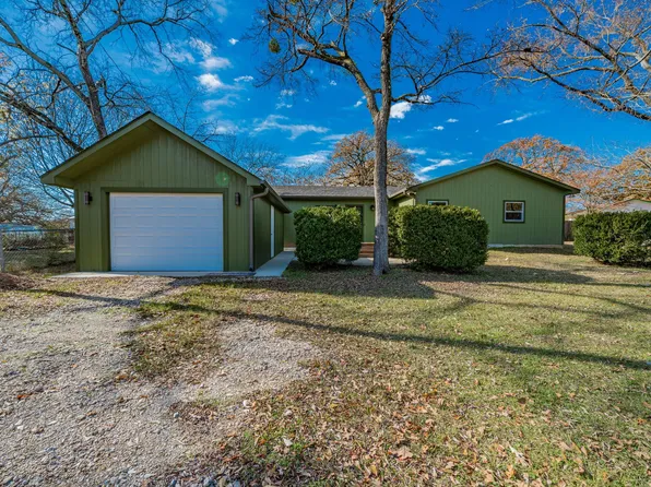 304 Pine St, Kemp, TX 75143