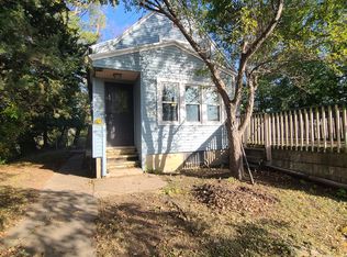 313 McLeod Ave S, Plato, MN 55370