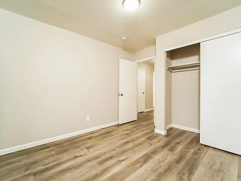 19830 E Hamilton Pl — Photo 13