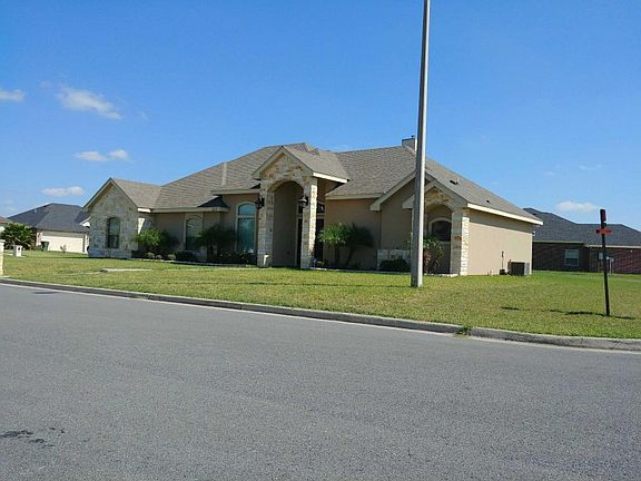 4th image of 1317 Helena Dr