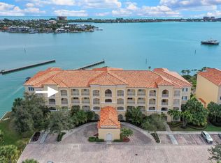 20 Harbour Isle Dr UNIT PENTHOUSE 02, Fort Pierce, FL 34949