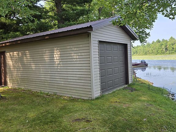 3rd image of 13832 Bonita Ln