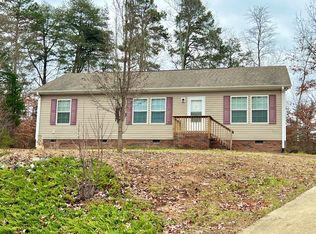 239 Winding Cedar Dr, Statesville, NC 28677