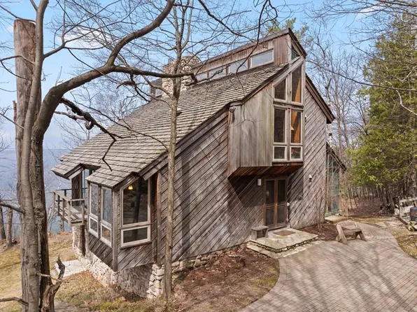 8391 Island View Rd, Fish Creek, WI 54212