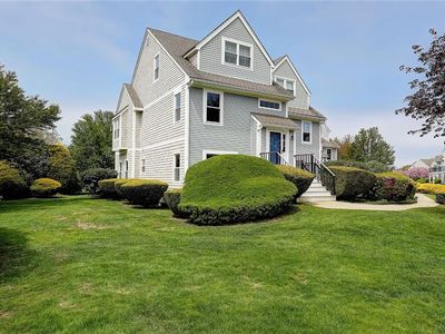 401 Fairway Dr UNIT 401, Middletown, RI, 02842
