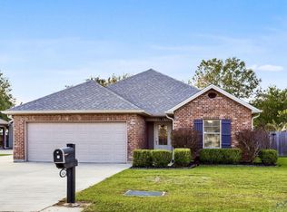 2474 Pineridge St, Thibodaux, LA 70301