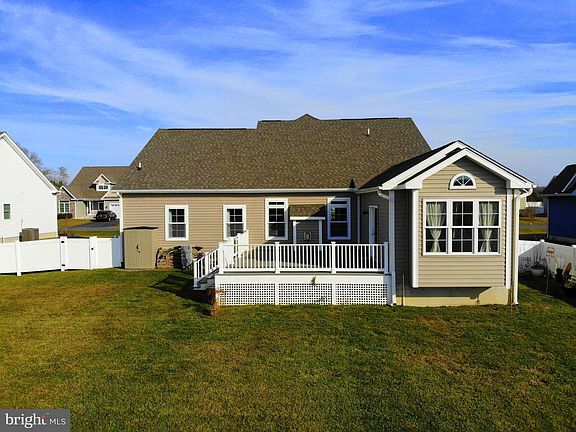 3rd image of 20240 Long Meadow Ln