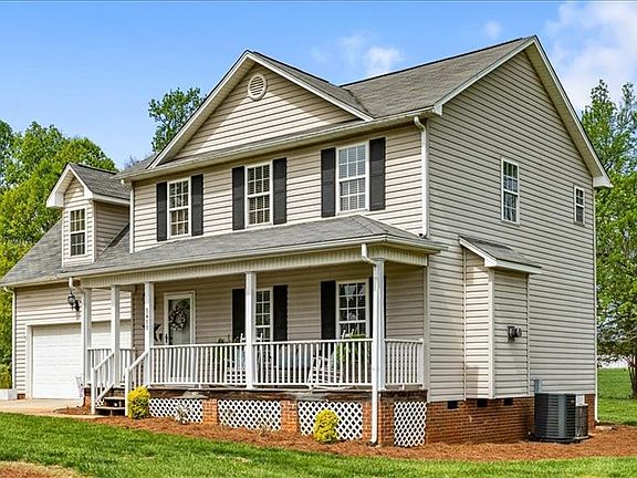 3rd image of 1411 Elks Forest Dr
