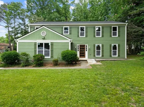 4656 Keighley Dr, Stone Mountain, GA 30083