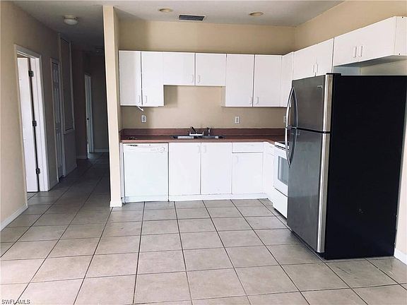 4th image of 324/326 Hightower Ave S