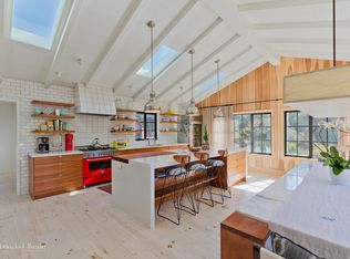 202 Paradise Cove Rd, Malibu, CA 90265