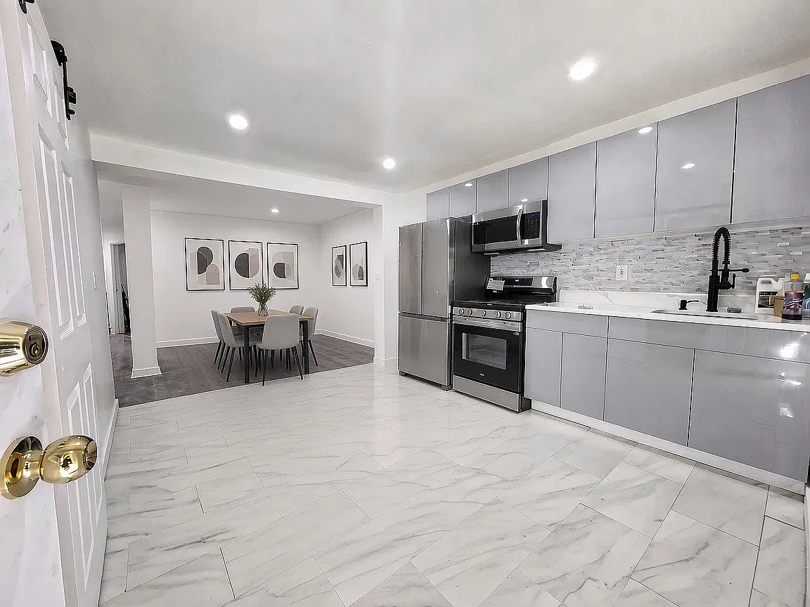 450 East 134th Street — Photo 3