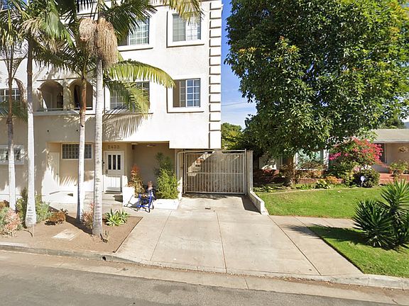 2nd image of 2432 Colby Ave