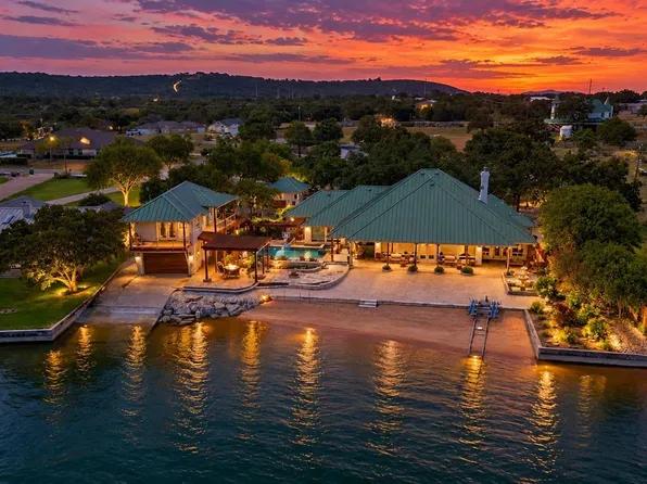 203 Senisa Dr., Buchanan Dam, TX 78609-4201