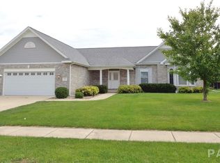 202 Skylark Ln, Washington, IL 61571