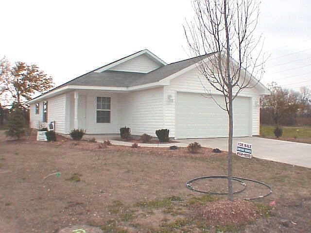 1st image of 4304 W Hazelwood Dr