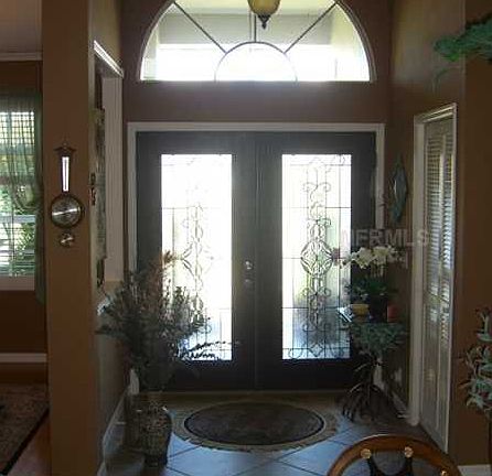 3rd image of 924 Kingscote Ct