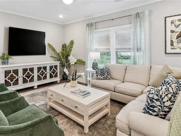 309 Bottlebrush Walk, Brunswick, GA 31525