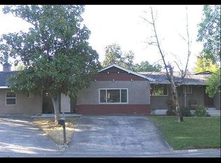 9200 Chestwall St, Orangevale, CA 95662