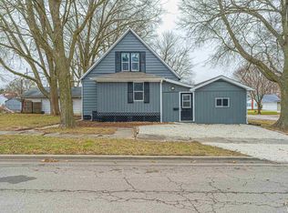 305 S State St, Lincoln, IL 62656