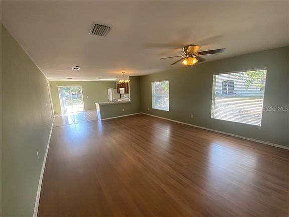 5th image of 2110 Ashley Lakes Dr