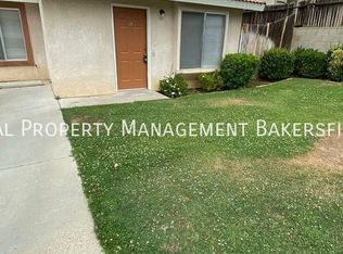 5912 Auburn St APT C, Bakersfield, CA 93306