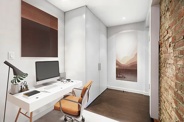 Sold by Compass | media 19