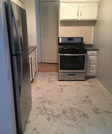 5th image of 1880 Bonnie Ln APT 321