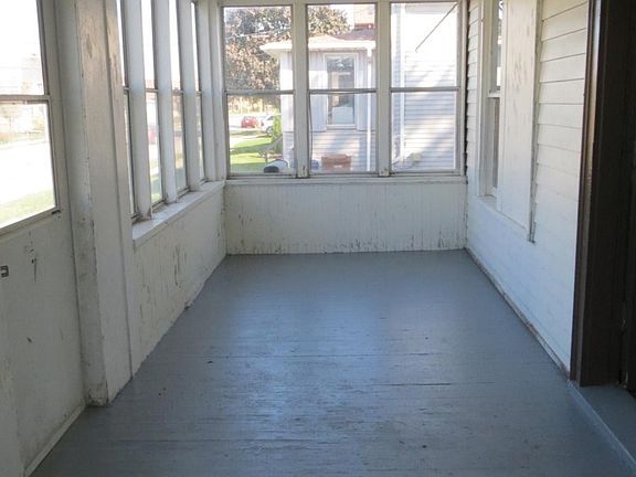 Enclosed Front Porch