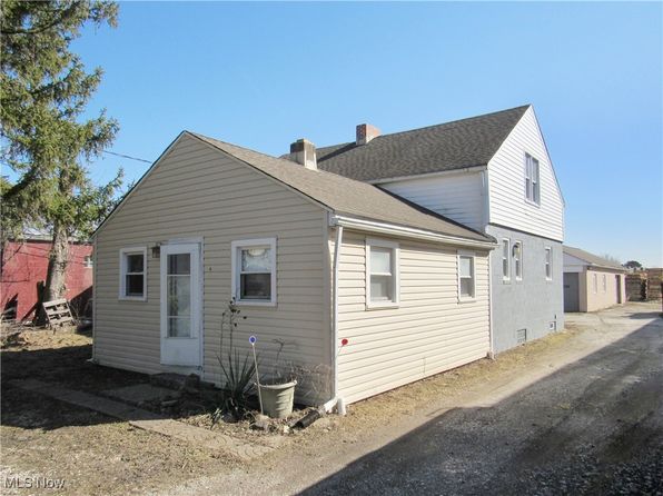 20400 Krick Rd, Walton Hills, OH 44146