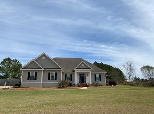 4 Deborah Dr, Tifton, GA 31793